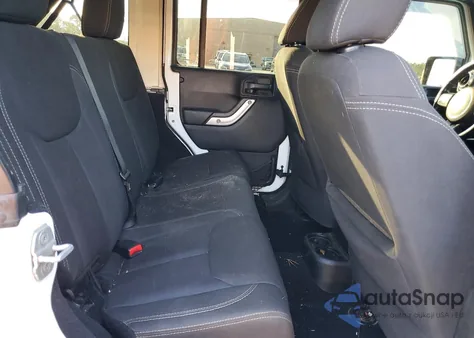 2013 Jeep Wrangler Unlimited Sahara из США, поврежденный, VIN 1C4BJWEG8DL642615